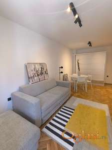 Izdaje se 2.0 stan:Novi Sad-Sajam, 55.00m2, 600 eur
